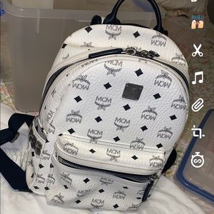 Mcm backpack medium size